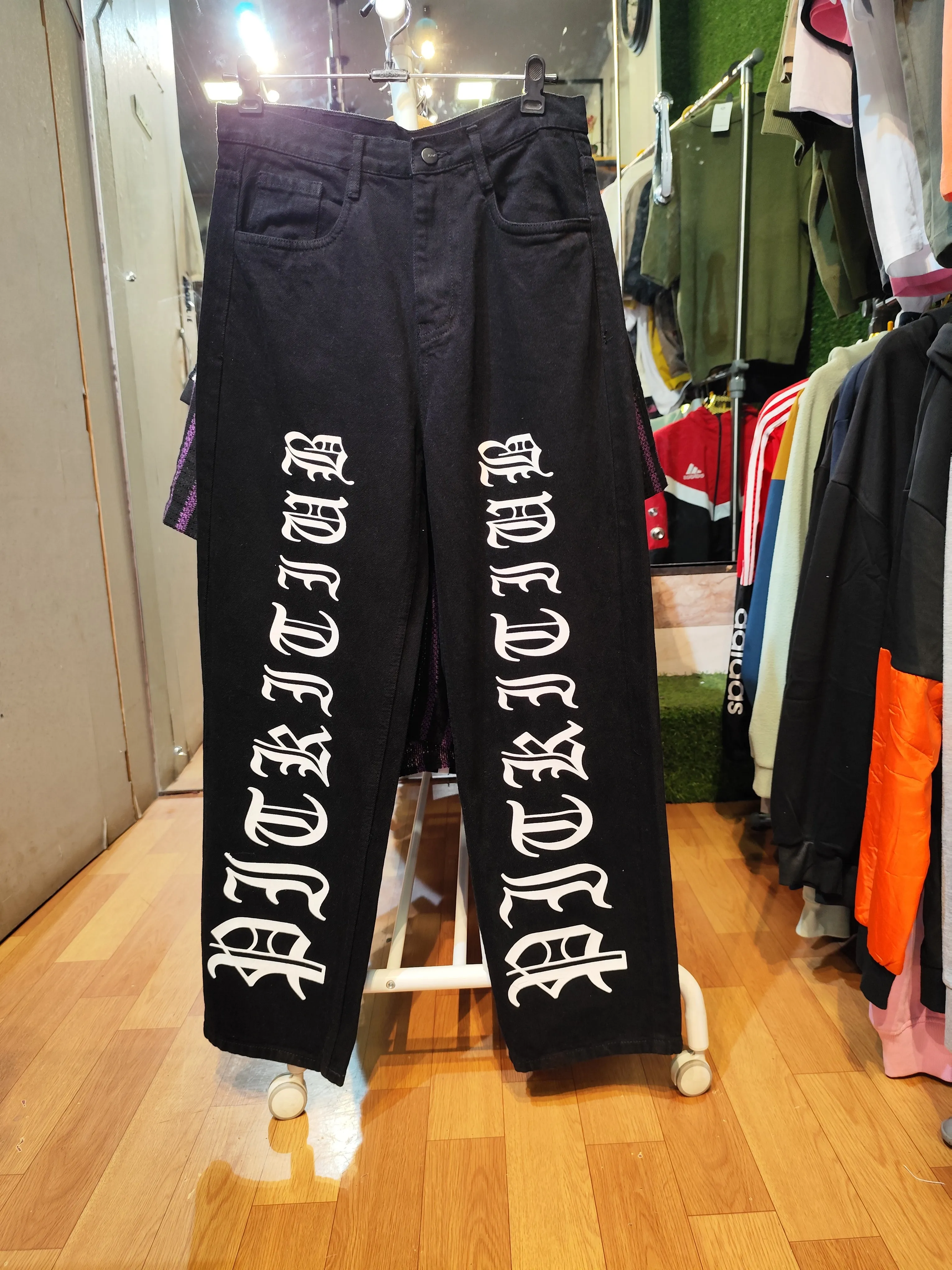 Aesthetic Y2K Letter Printed Wide Leg Straight Fit Baggy Black Jeans