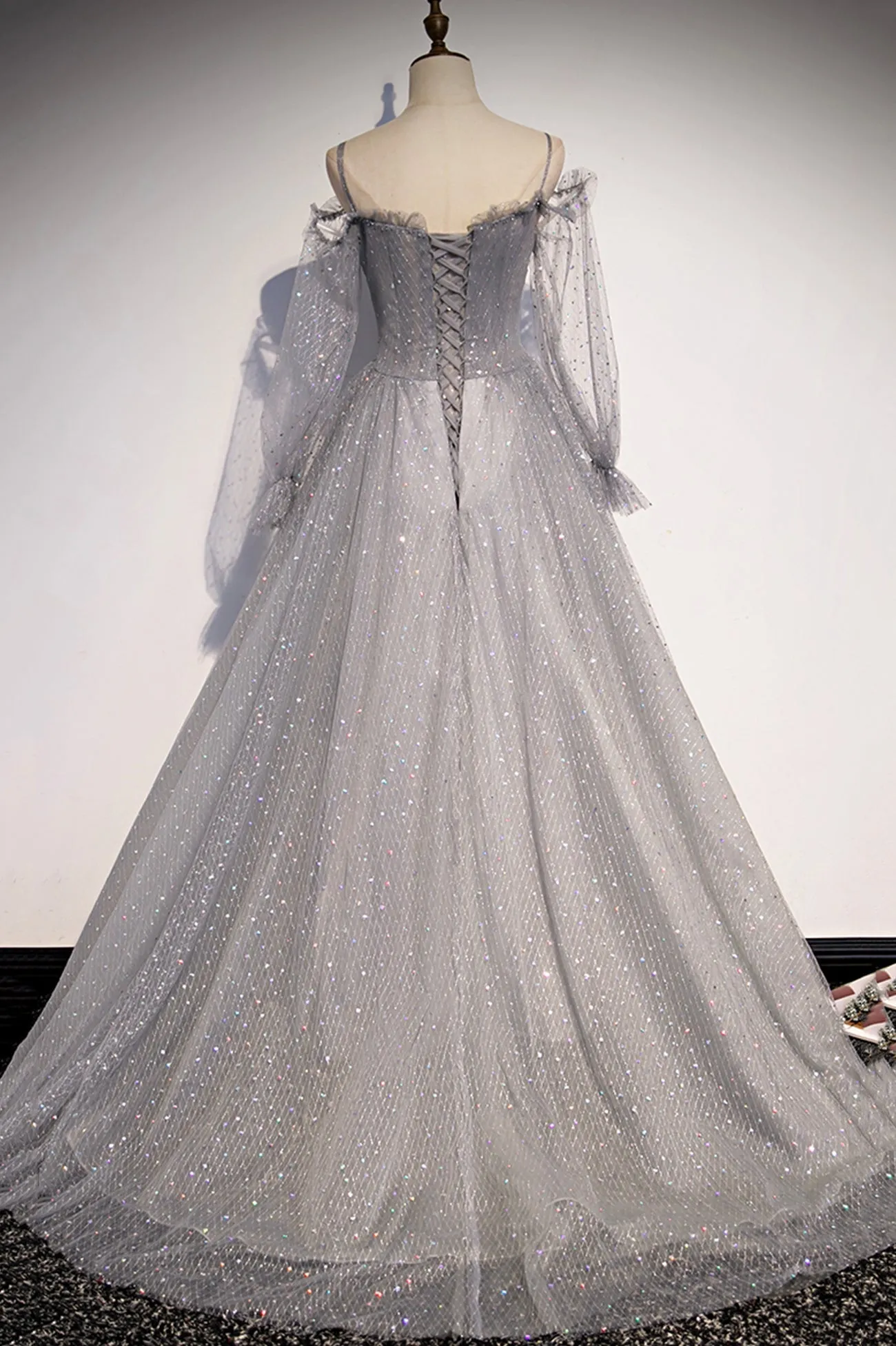 Gray Tulle Sequins Long Prom Dress Long Sleeve Evening Dress