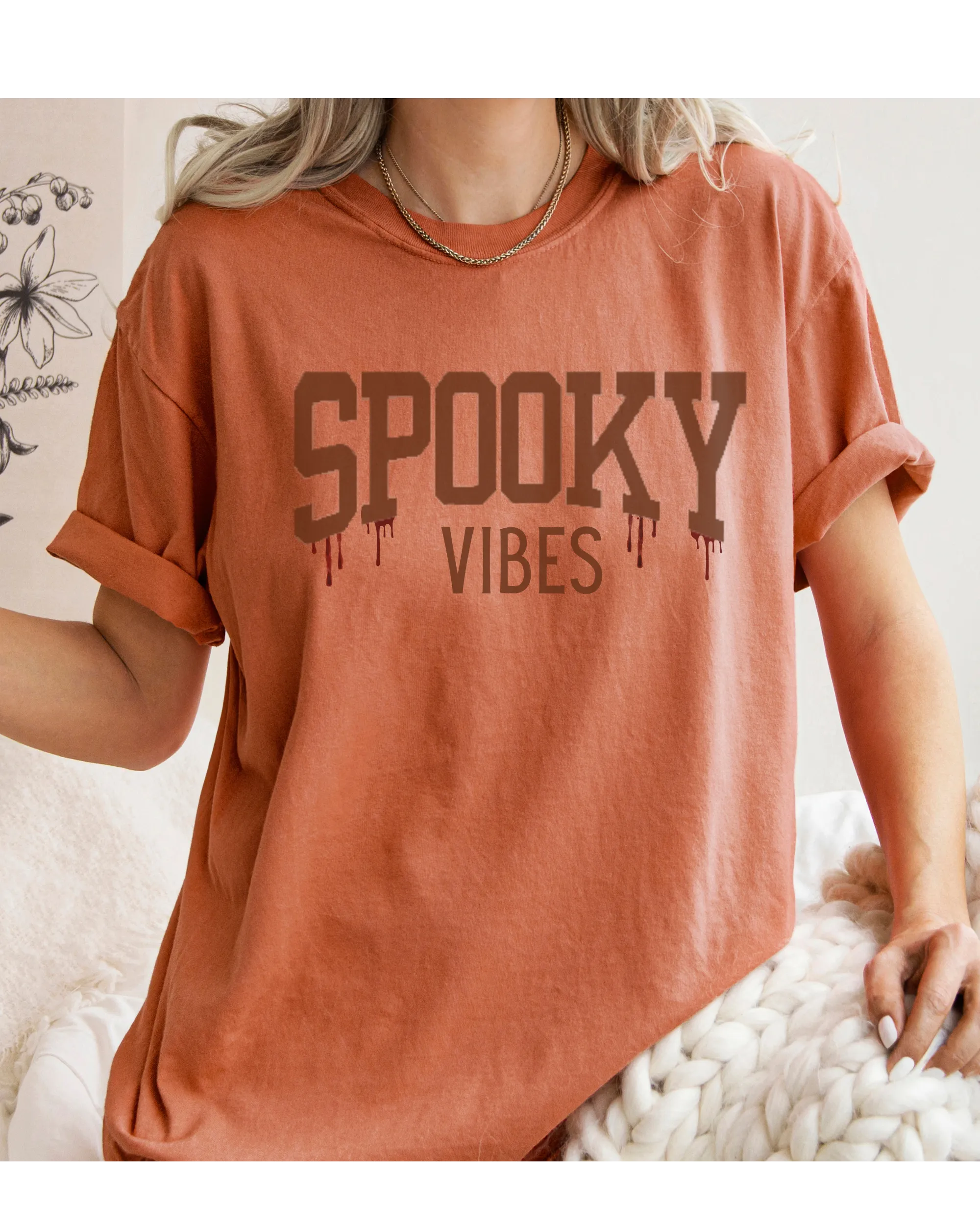 Halloween Spooky Vibes Comfort Colors® T-Shirt Women's Fall Halloween Colors T-Shirt