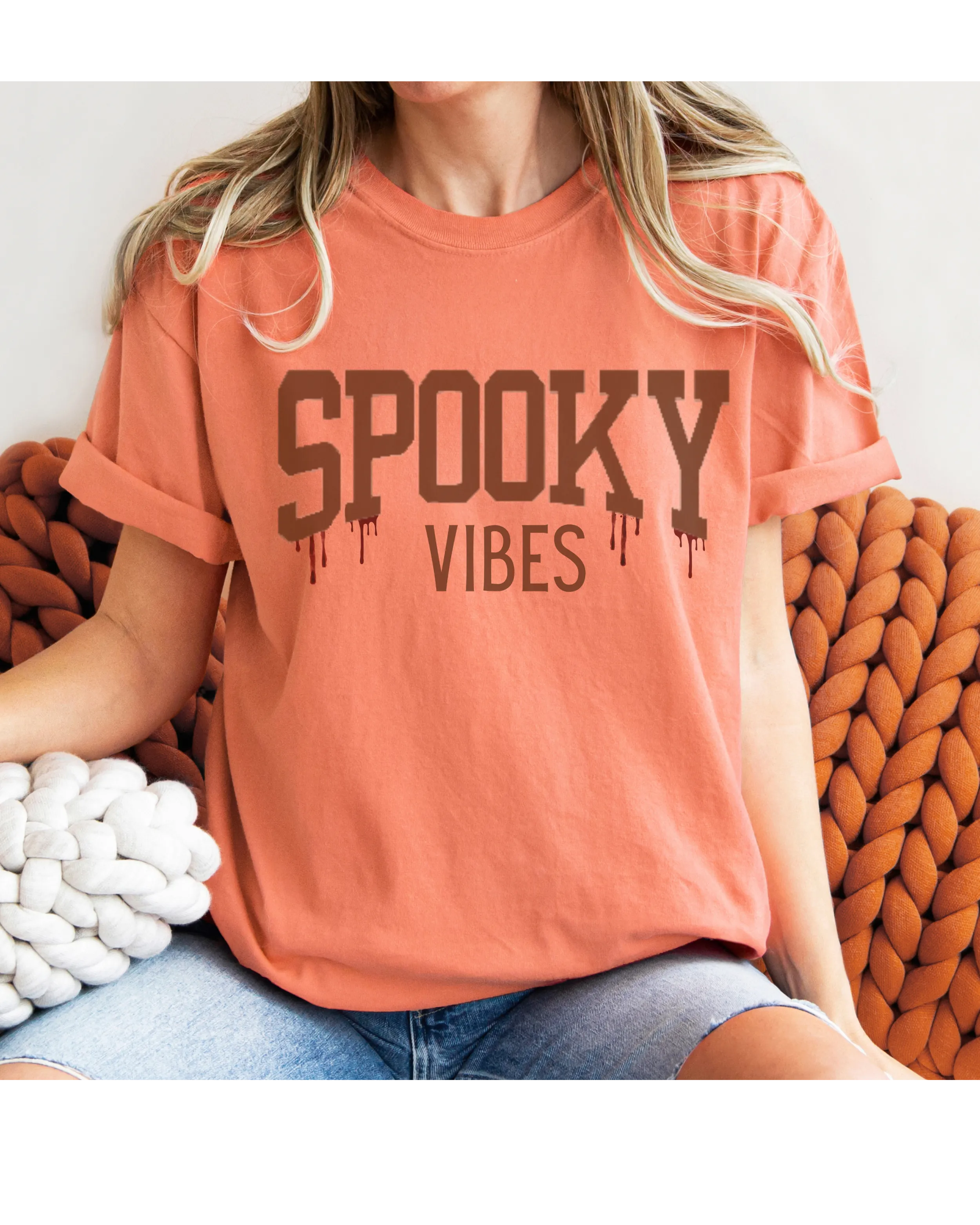 Halloween Spooky Vibes Comfort Colors® T-Shirt Women's Fall Halloween Colors T-Shirt