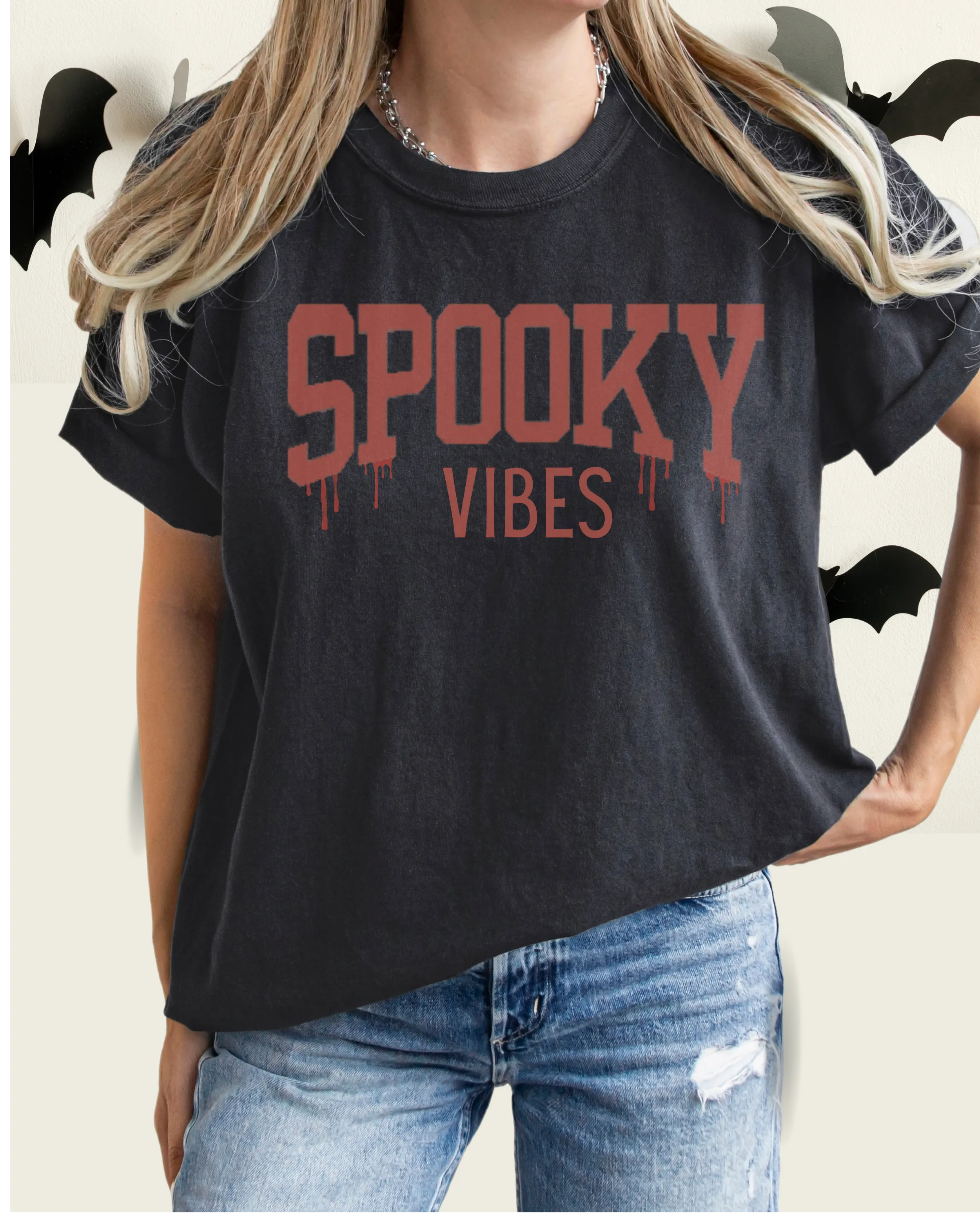 Halloween Spooky Vibes Comfort Colors® T-Shirt Women's Fall Halloween Colors T-Shirt