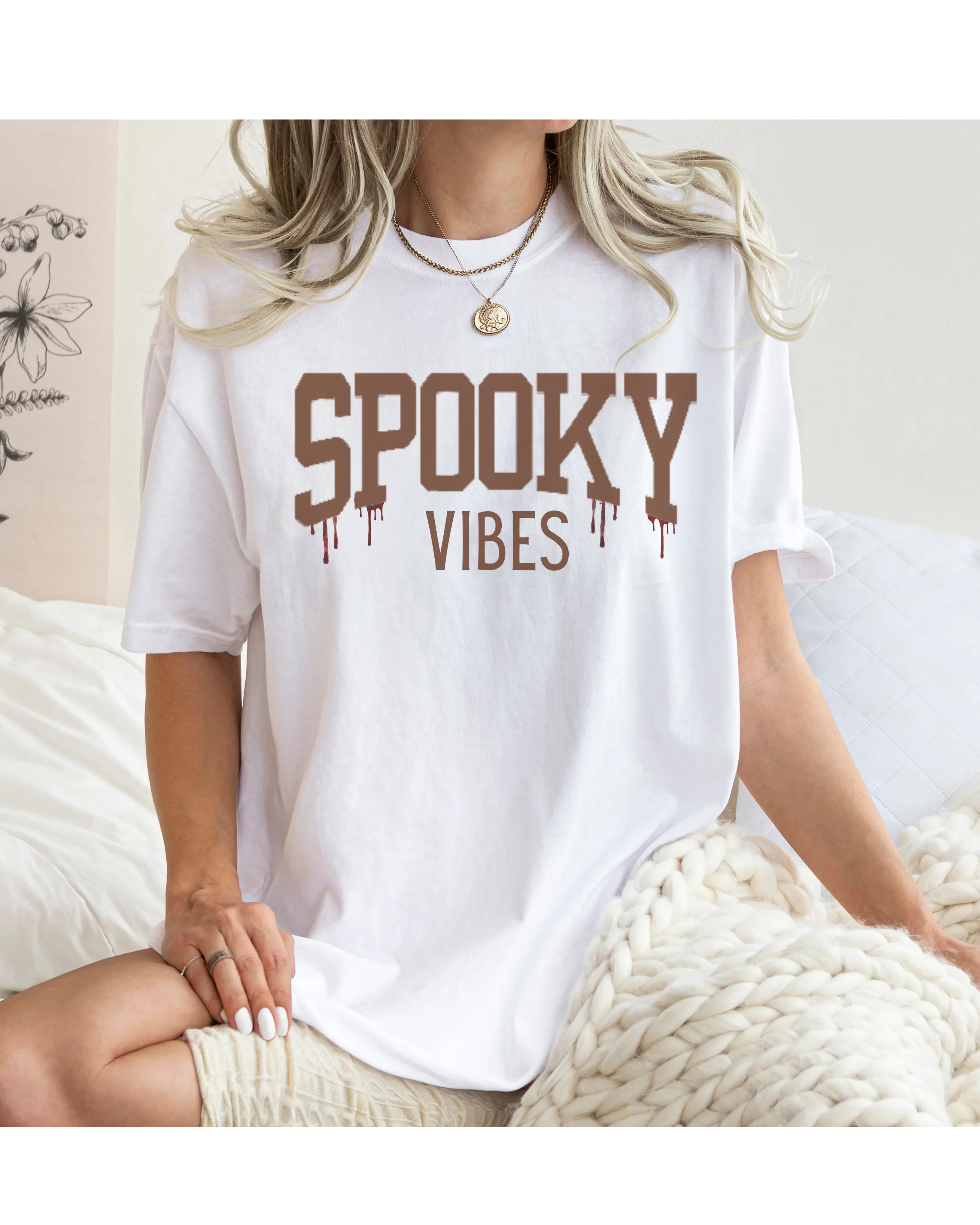 Halloween Spooky Vibes Comfort Colors® T-Shirt Women's Fall Halloween Colors T-Shirt