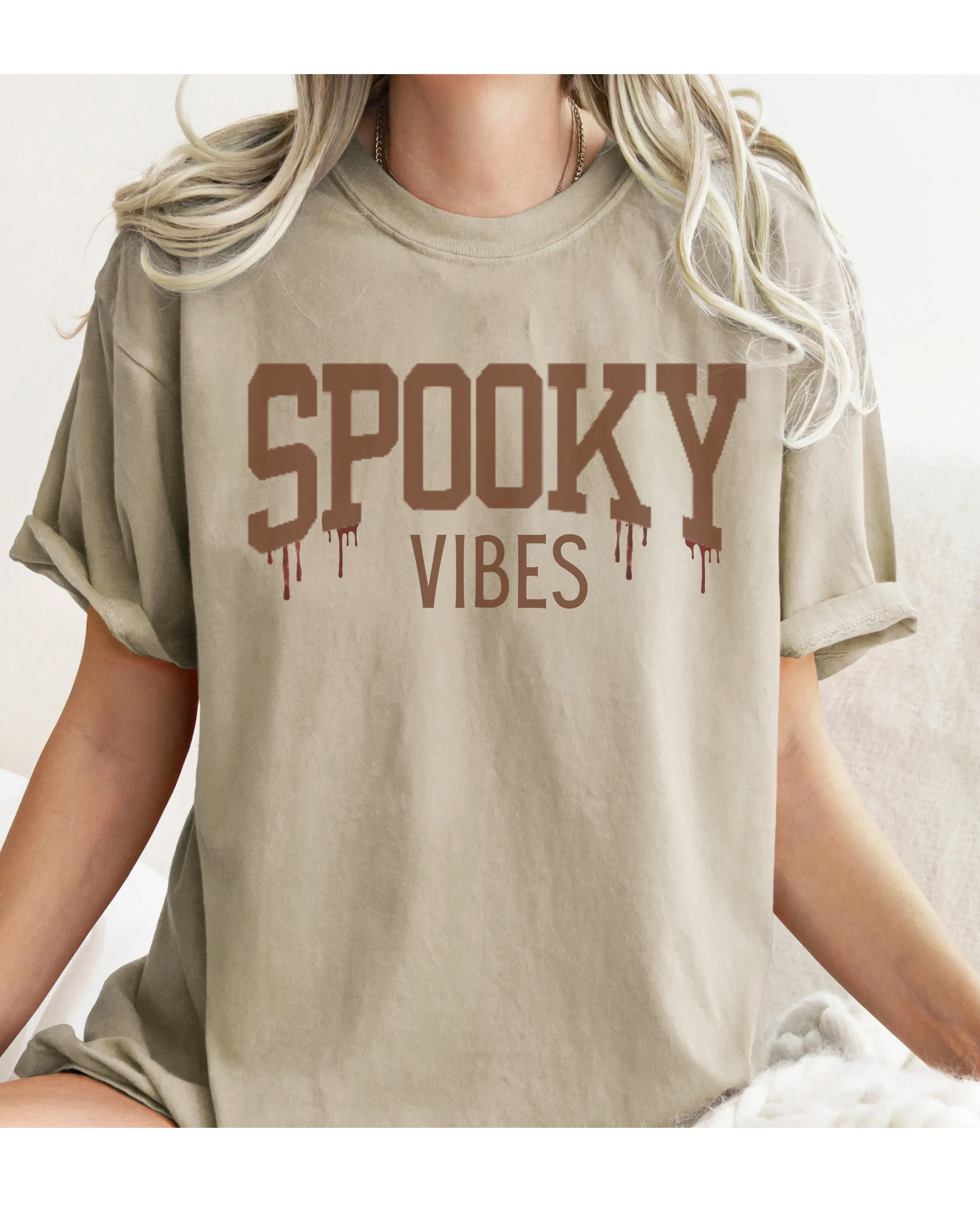 Halloween Spooky Vibes Comfort Colors® T-Shirt Women's Fall Halloween Colors T-Shirt