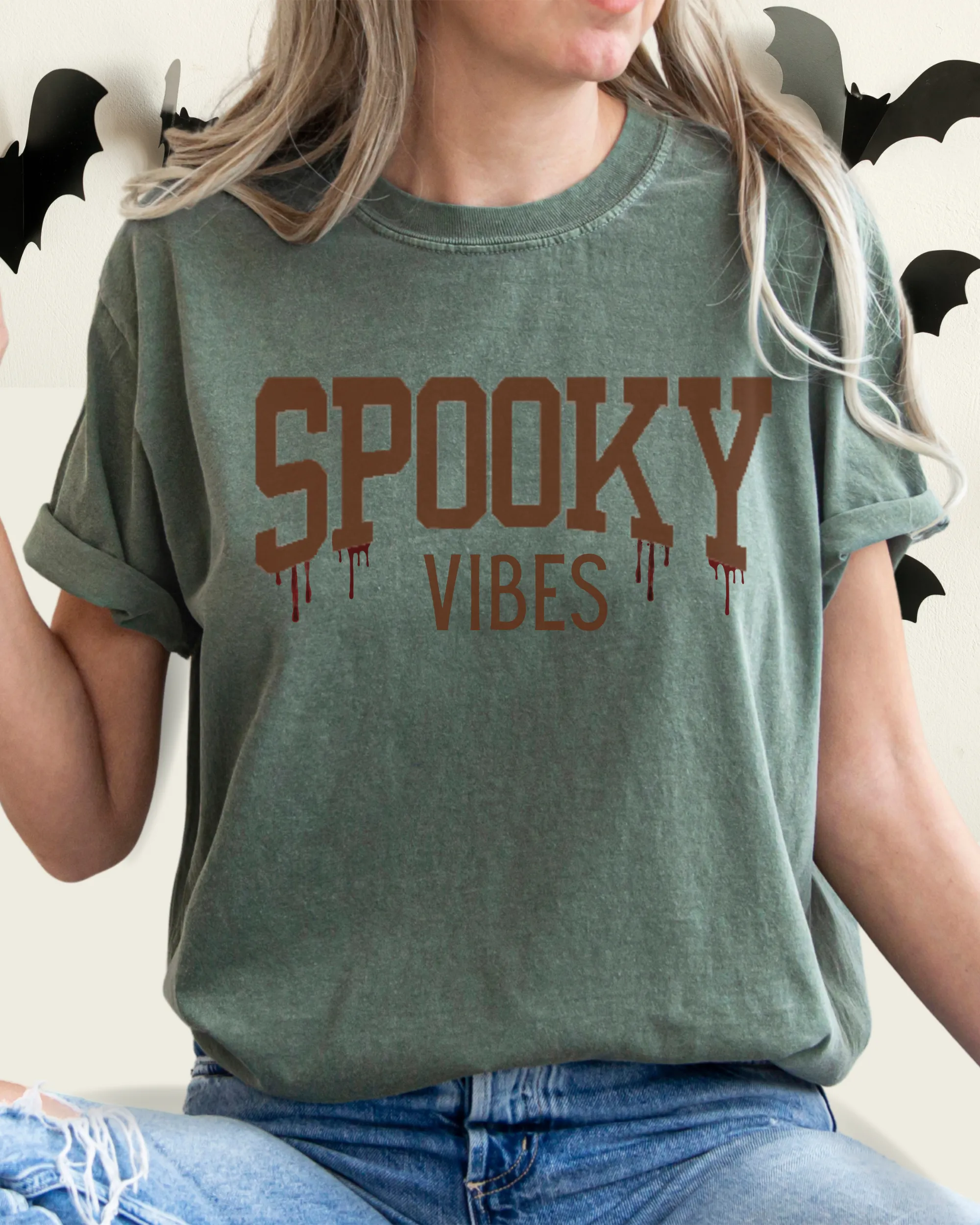 Halloween Spooky Vibes Comfort Colors® T-Shirt Women's Fall Halloween Colors T-Shirt