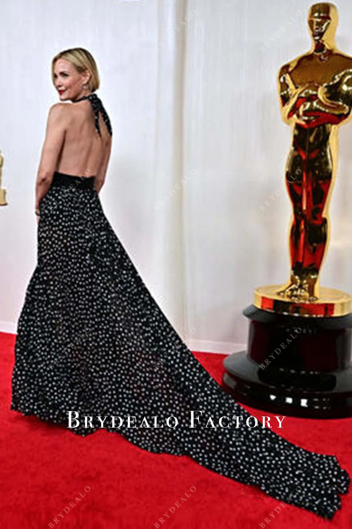 Leslie Bibb 2024 Oscars Red Carpet Dress