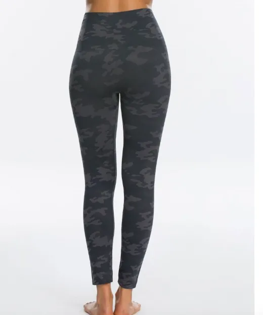 SPANX Look At Me Now Leggings